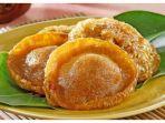 membuat-kue-cucur1.jpg