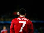 memphis-depay-behind_20150907_065012.jpg