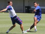 memphis-depay-dan-matteo-darmian_20150816_180417.jpg
