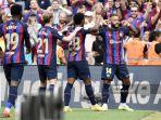 memphis-depay-kanan-merayakan-mencetak-gol.jpg
