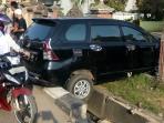 menabrak-rumah_20160703_194617.jpg