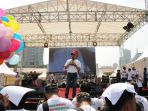menaker-hanif-saat-merayakan-hari-buruh-internasional_20170502_134505.jpg<pf>menaker-hanif-saat-merayakan-hari-buruh-internasional_20170502_134658.jpg<pf>menaker-hanif-saat-merayakan-hari-buruh-internasional_20170502_134715.jpg<pf>menaker-hanif-saat-merayakan-hari-buruh-internasional_20170502_134915.jpg