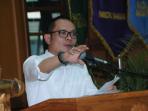 menaker-m-hanif-dhakiri_20150914_081605.jpg