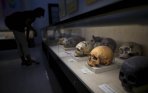 menambah-pengetahuan-di-museum-geologi_20150119_112708.jpg
