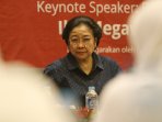 mencari-solusu-rekruitmen-pns-bagi-bidan-ptt_20160503_141410.jpg