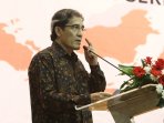 mendagri-serahkan-dp4-dan-dak2-pilkada-2017-ke-kpu_20160715_122909.jpg