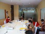 mendagri-tito-karnavian-bersama-dengan-jajaran-pejabat-bnpp.jpg