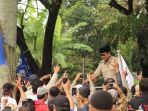 mengarak-prabowo.jpg
