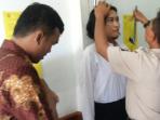 mengukur-tinggi-badan_20160429_140223.jpg