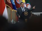 menhan-prabowo-lantik-mayjen-tni-jonni-mahroza-sebagai-rektor-un_20230805_124434.jpg