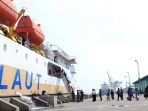 menhub-budi-karya-tinjau-pemudik-di-pelabuhan-emas-semarang_20180613_201224.jpg