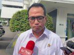 menhub-di-istana-nih.jpg