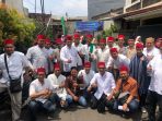 menhub-kunjungi-para-ustadzah-di-majelis-yaklim-al-muthmainah_20181202_144915.jpg