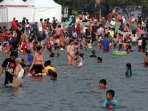 menikmati-liburan-di-ancol_20160507_141539.jpg