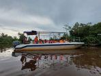 menjelajah-klias-river-cruise.jpg