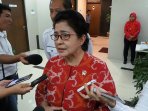 menkes-nila-f-moeloek-usai-ikuti-rakor-obat-palsu_20160927_171053.jpg