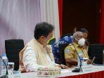 menko-airlangga-rapat-dengan-kepala-daerah-dan-forkopimda-papua-barat.jpg
