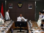 menko-pmk-gelar-rapat-bahas-revisi-hari-libur-2020_20200309_184040.jpg