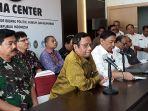 menko-polhukam-wiranto-ketua-gerakan-suluh-kebangsaan-mahfud-md.jpg