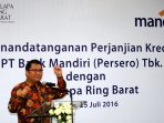menkoinfo-rudiantara-hadiri-mou-kredit-investasi_20160728_111444.jpg
