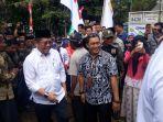 menkominfo-rudiantara-saat-peluncuran-desa-digital-di-desa-sirnarasa-kecamatan-cikakak.jpg