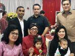 menkumham-yasonna-h-laoly-bersama-istri-dahj.jpg