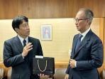 menperin-agus-gumiwang-dan-menteri-meti-jepang-ken-saito.jpg