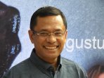 menperin-saleh-husin-hadiri-pemutaran-film-3-pilihan-hidup_20160629_122747.jpg