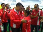 menpora-berharap-perak-sri-wahyuni-tambah-semangat-atlet-indonesia_20160808_161507.jpg
