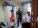 menpora-dito-ariotedjo-bersama-sekjen-pbsi-fadil-imran-21.jpg