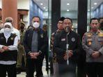 menpora-zainudin-amali-bersama-dengan-ketum-pssi-mochamad-iriawan.jpg
