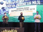 menpora-zainudin-amali-bersama-dengan-wakil-ketua-umum-pssi-iwan-budianto.jpg