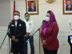 menpora-zainudin-amali-bersama-ketua-pp-fpti-yenny-wahid.jpg