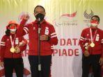 menpora-zainudin-amali-menyambut-kontingen-indonesia.jpg