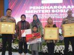 mensos-risma-beri-bantuan-pendidikan.jpg