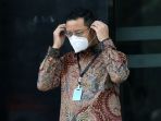 mensos-serahkan-bantuan-paket-sembako-untuk-warga-terdampak-covid-19_20200612_210209.jpg