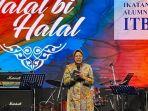 mensos-tri-rismaharani-dalam-halal-bi-halal-alumni-itb1.jpg
