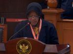 mensos-tri-rismaharini-hadir-dalam-sidang-sev.jpg