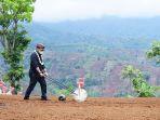 mentan-ajak-pemimpin-daerah-maksimalkan-lahan-pertanian.jpg