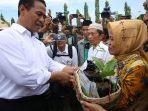 mentan-amran-dalam-acara-mengembalikan-kejayaan-rempah-dan-komoditas-perkebunan.jpg