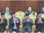 mentan-amran-hadiri-pelantikan.jpg