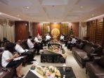 menteri-bintang-di-kejagung.jpg