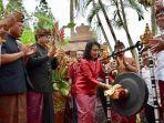 menteri-bintang-membuka-pameran-lukisan-dan-fotografi.jpg