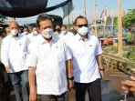 menteri-kelautan-dan-perikanan-sakti-wahyu-trenggono-didampingi-asisten-khusus.jpg