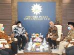 menteri-ketenagakerjaan-ida-fauziyah-bersilaj.jpg