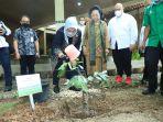 menteri-ketenagakerjaan-ida-fauziyah-kampoeng-djamoe-organik-martha-tilaar-di-cikarang.jpg