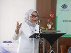 menteri-ketenagakerjaan-ida-fauziyah-pada-acara-penyerahan-bantuan-kementerian.jpg