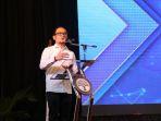 menteri-ketenagakerjaan-menaker-m-hanif-dhakiri-saat-memberikan-sambutan.jpg