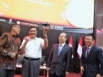 menteri-koordinator-bidang-kemaritiman-dan-investasi-luhut-binsar-pandjaitan-bersama-d.jpg