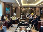 menteri-koordinator-bidang-perekonomian-republik-indonesia-airlangga-hartarto-melak.jpg
